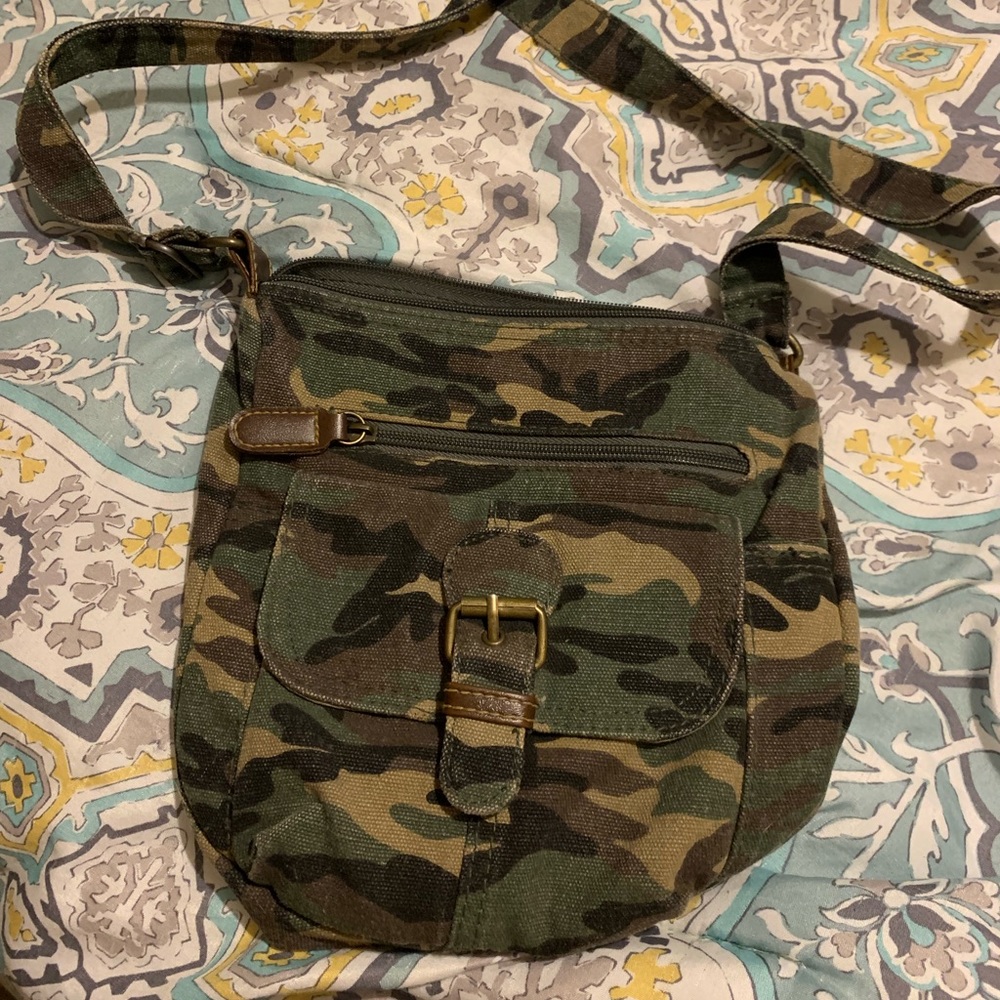 Camouflage purse